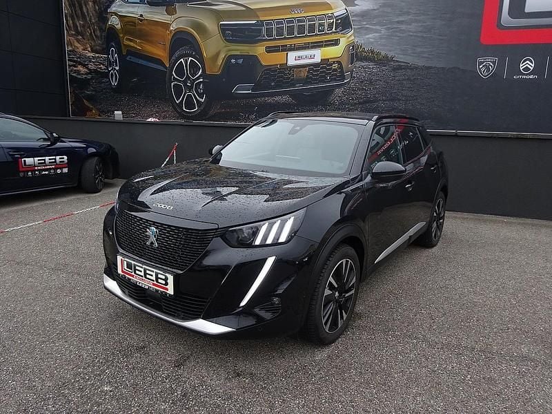 Weiß Gebraucht 2021 Peugeot e-2008 GT SUV | € 18.900 (Fairer Preis) - Bild 1/4