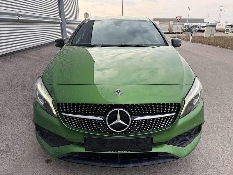 Gebraucht Mercedes A160 AMG 102 PS (75 kW) 2017 Grün Kleinwagen