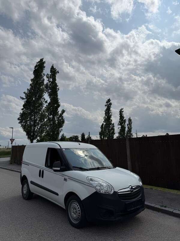 Gebraucht 2014 Opel Combo Van / Kleinbus | € 4.700 - Bild 1/4