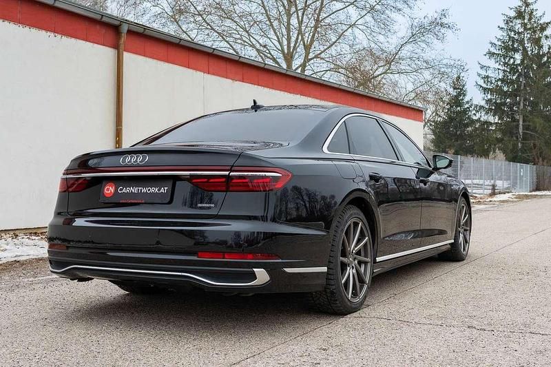 Gebraucht Audi A8L Ambiente 340 PS (250 kW) 2023 Schwarz Limousine