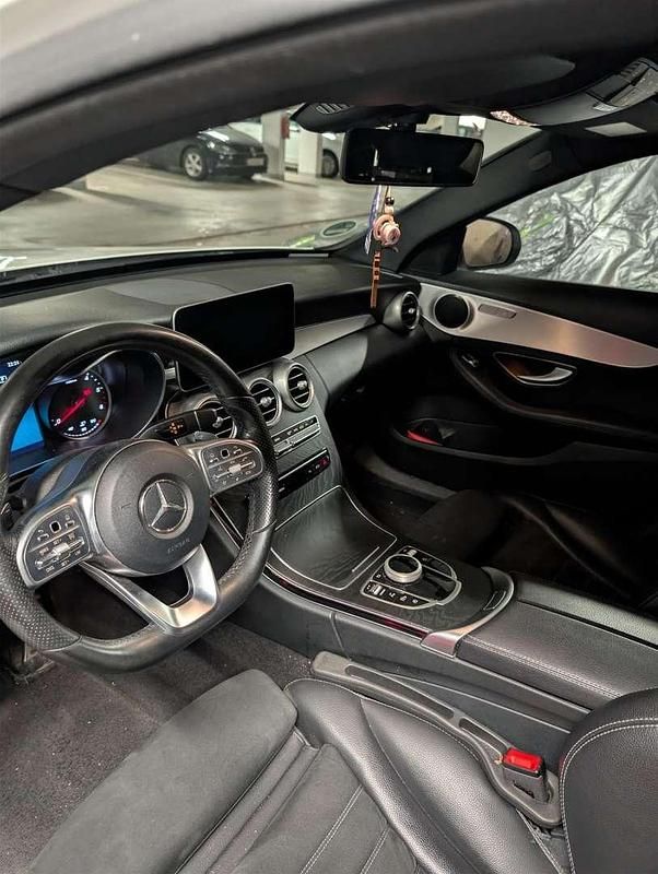 Gebraucht Mercedes C180 122 PS (89 kW) 2019 Weiß Limousine