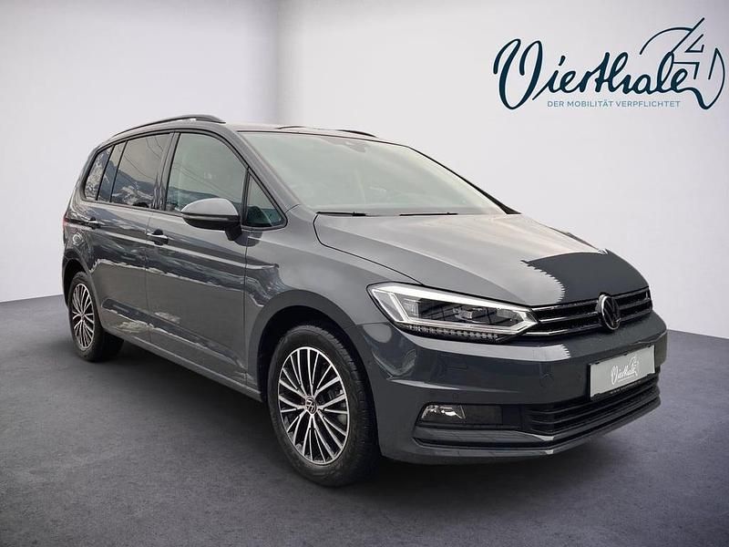 Gebraucht VW Touran 150 PS (110 kW) 2025 Mittelgrau  metallic Van / Kleinbus
