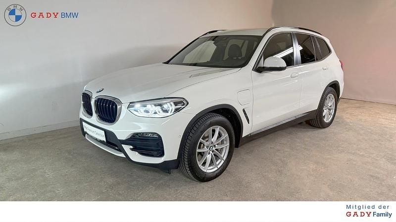 Weiss Gebraucht 2021 BMW iX3 SUV | € 35.900 (Superpreis) - Bild 1/4