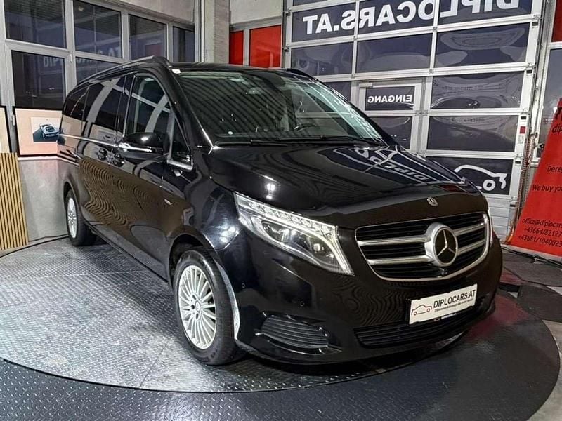 Gebraucht Mercedes V220 190 PS (139 kW) 2017 Schwarz Van / Kleinbus