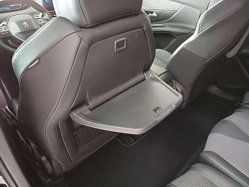 Gebraucht Peugeot 5008 Allure 131 PS (96 kW) 2021 Grau SUV