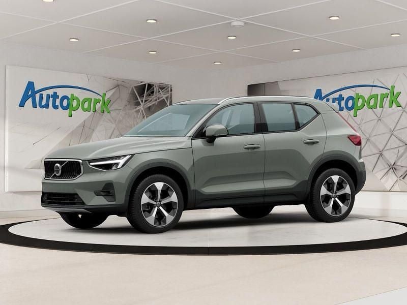 Grün Gebraucht 2023 Volvo XC40 Core SUV | € 42.790 - Bild 1/4