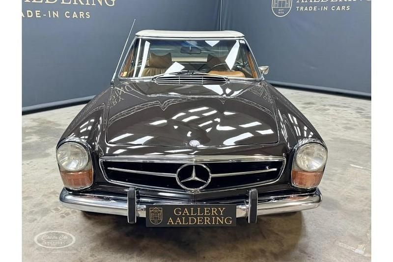 Gebraucht Mercedes SL280 170 PS (125 kW) 1968 Braun Cabrio