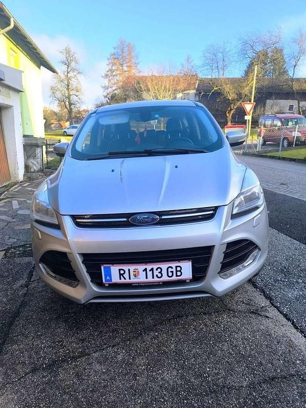 Gebraucht Ford Kuga Titanium 150 PS (110 kW) 2016 SUV