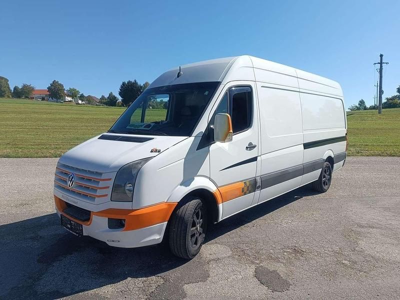 Weiß Gebraucht 2011 VW Crafter Van | € 10.000 (Teuer) - Bild 1/4