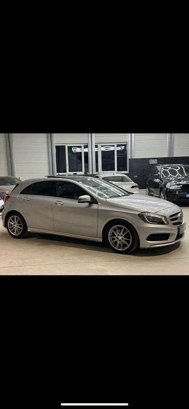 Gebraucht Mercedes A200 Avantgarde 140 PS (102 kW) 2015 Silber Kleinwagen