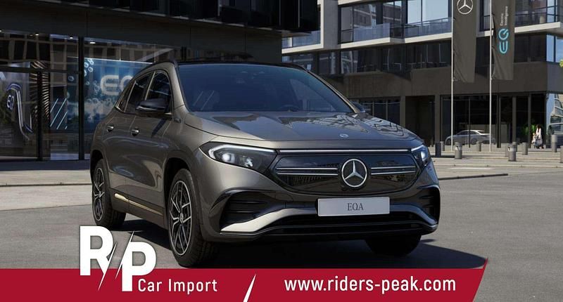 Grau Gebraucht 2022 Mercedes EQA350 AMG SUV | € 53.190 - Bild 1/4