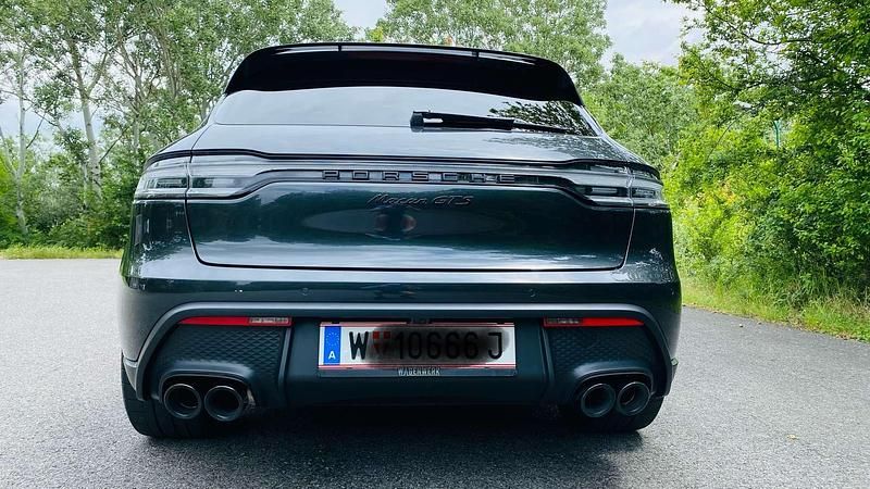 Gebraucht Porsche Macan GTS 441 PS (324 kW) 2022 Grau SUV