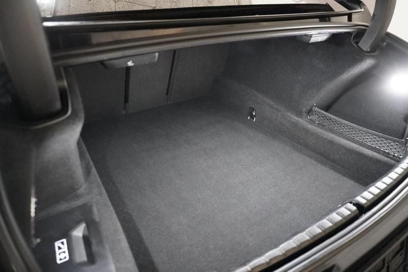 Gebraucht BMW 840 Efficient Dynamics 340 PS (250 kW) 2022 Schwarz Coupé