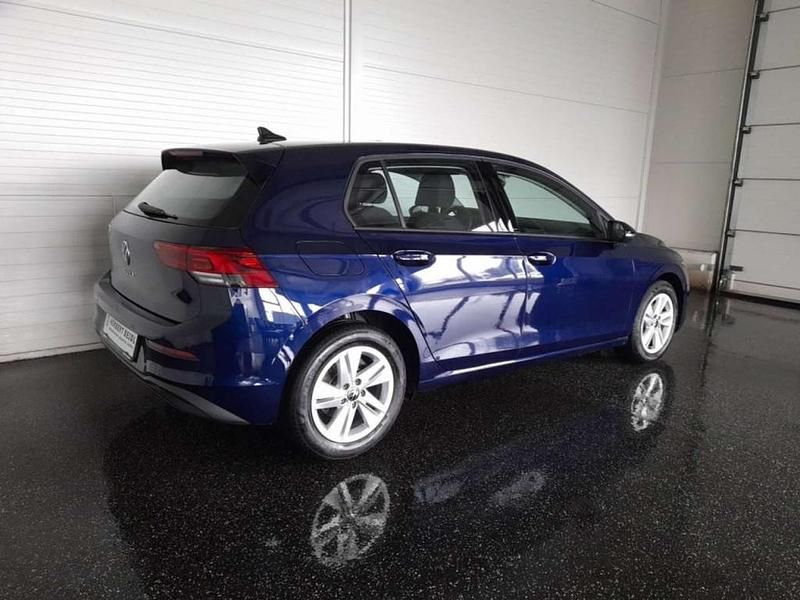 Gebraucht VW Golf Pro 116 PS (85 kW) 2023 Blau Limousine