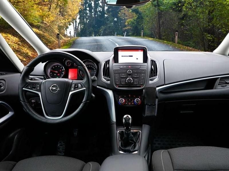 Gebraucht Opel Zafira Tourer Edition 140 PS (102 kW) 2014 Schwarz Van / Kleinbus