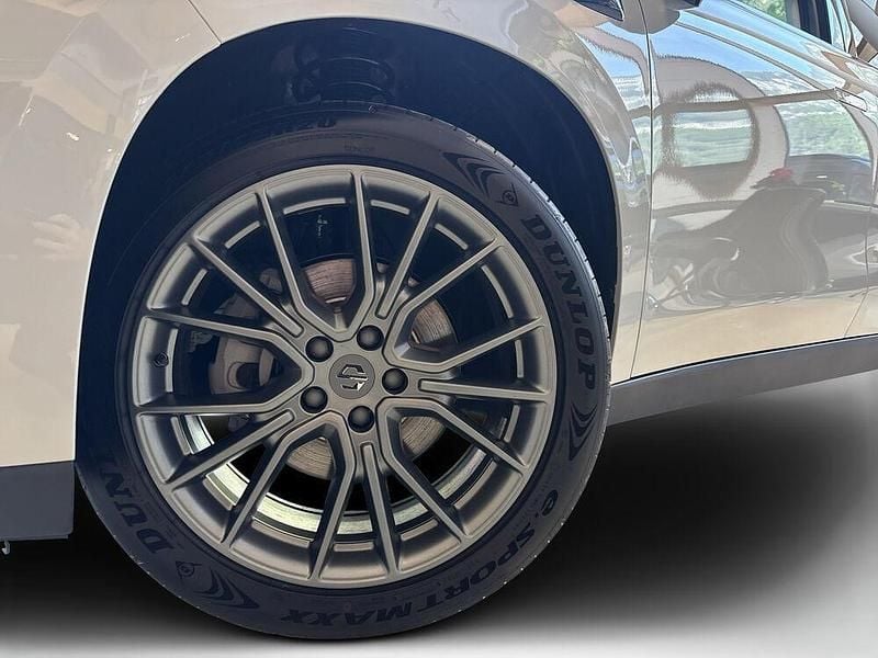 Neu Leapmotor C10 158 kW (215 PS) 2025 SUV