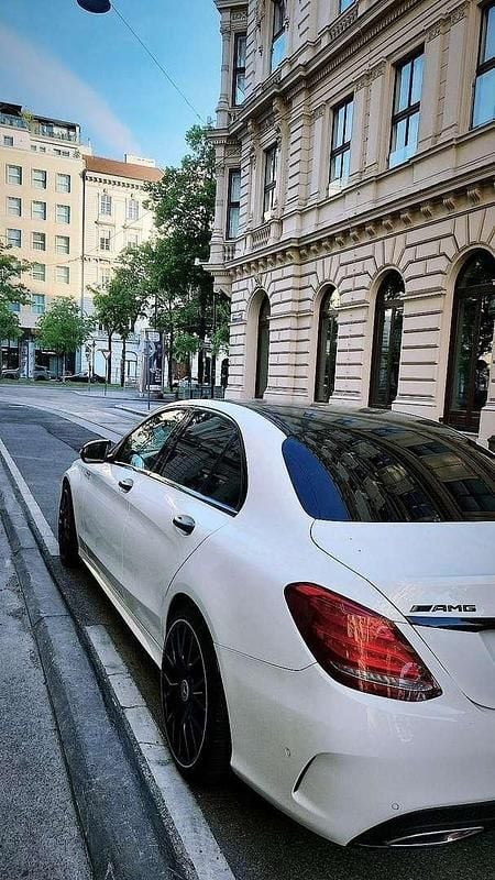 Gebraucht Mercedes C180 Elegance 120 PS (88 kW) 2013 Weiß Limousine