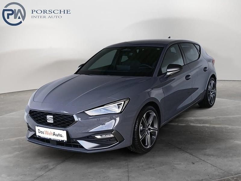 Gebraucht Seat Leon FR 115 PS (84 kW) 2026 Hellgrau  normal
