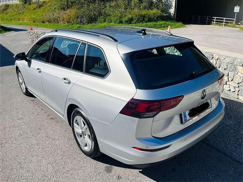 Gebraucht VW Golf VIII Life 116 PS (85 kW) 2021 Silber Kombi