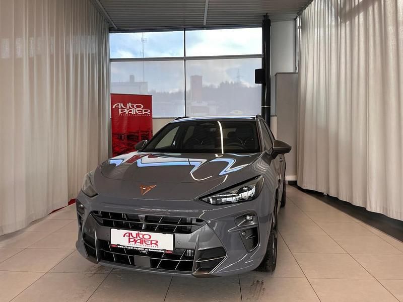 Gebraucht Cupra Terramar 204 PS (150 kW) 2026 Hellgrau  normal SUV