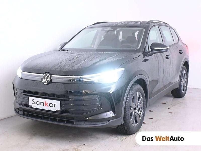 Gebraucht VW Tiguan 131 PS (96 kW) 2025 Schwarz  metallic SUV