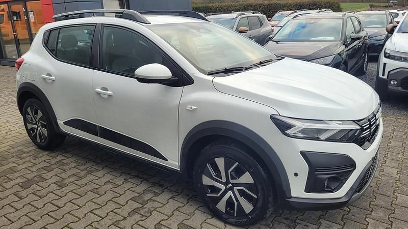 Neu Dacia Sandero Expression 101 PS (74 kW) 2026 SUV