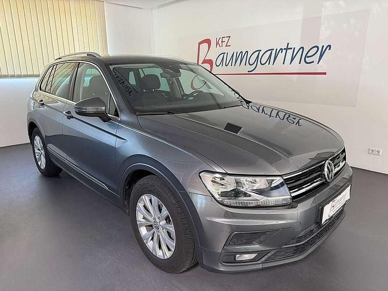 Grau Gebraucht 2020 VW Tiguan SUV | € 25.750 (Guter Preis) - Bild 1/4