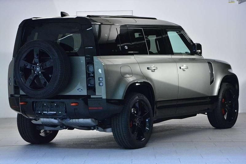 Gebraucht Land Rover Defender 301 PS (221 kW) 2022 Grün SUV