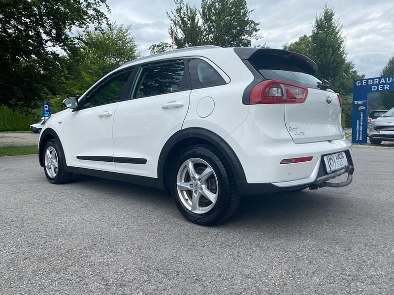 Gebraucht Kia Niro Silver 105 PS (77 kW) 2018 SUV