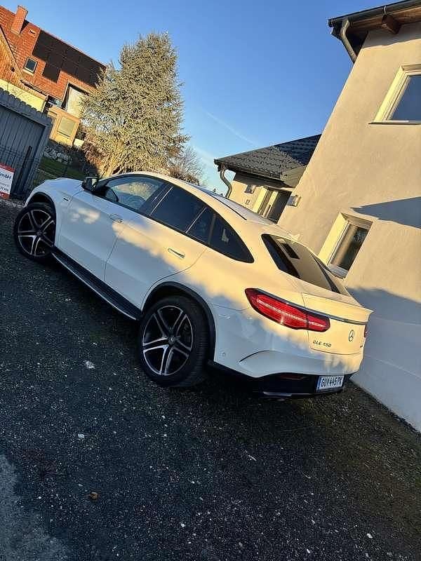 Gebraucht Mercedes GLE450 AMG AMG 367 PS (269 kW) 2016 Weiß Coupé