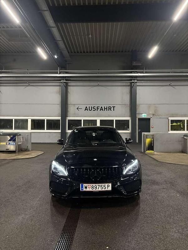 Gebraucht Mercedes C200 AMG line 136 PS (100 kW) 2017 Limousine