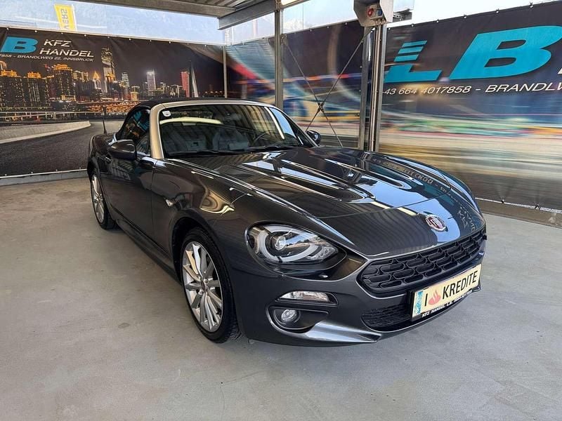 Gebraucht Fiat 124 Spider Lusso 140 PS (102 kW) 2018 Grau Cabrio