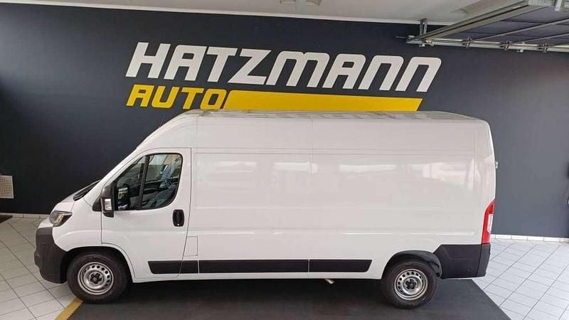 Weiß Gebraucht 2024 Opel Movano Van | € 28.490 (Superpreis) - Bild 1/4