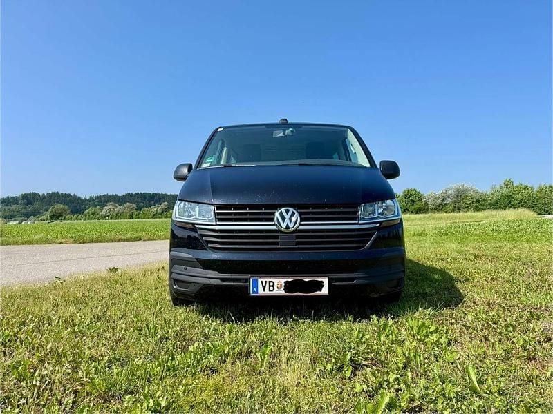 Gebraucht VW Multivan Edition 150 PS (110 kW) 2021 Schwarz Van
