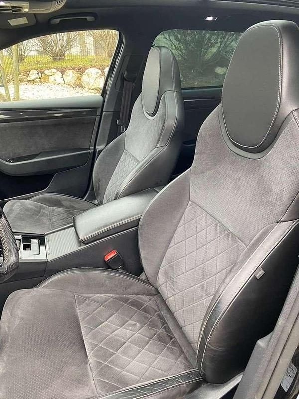 Gebraucht Skoda Superb SportLine 190 PS (139 kW) 2018 Schwarz Kombi