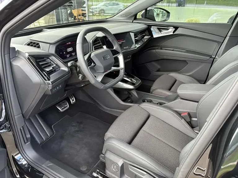 Gebraucht Audi Q4 e-tron Business 250 kW (340 PS) 2025 Schwarz  metallicperleffektno SUV
