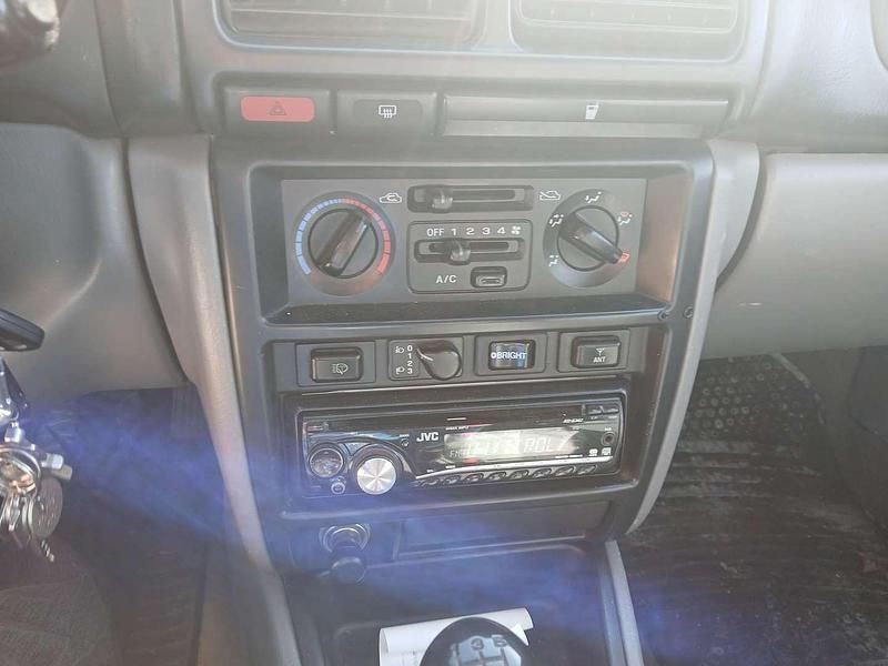 Gebraucht Subaru Forester 122 PS (89 kW) 1998 Rot SUV