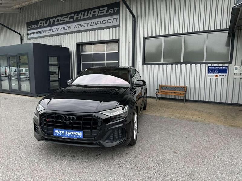 Gebraucht Audi Q8 286 PS (210 kW) 2019 Schwarz SUV