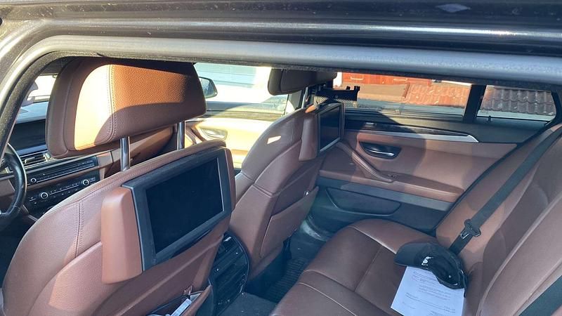 Gebraucht BMW 530 258 PS (189 kW) 2012 Kombi