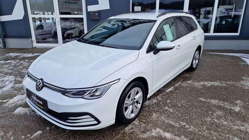 Gebraucht VW Golf VIII Life 116 PS (85 kW) 2022 Weiß Kombi