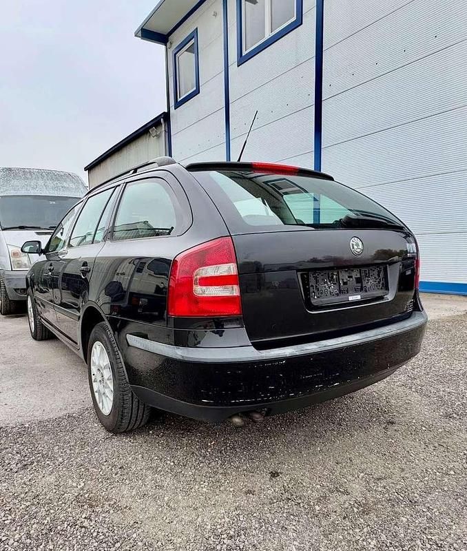 Gebraucht Skoda Octavia Drive 101 PS (74 kW) 2005 Schwarz Kombi