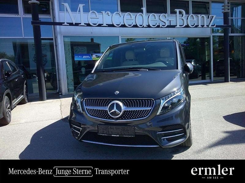 Grau Gebraucht 2024 Mercedes V300 AMG Van / Kleinbus | € 143.716 - Bild 1/4
