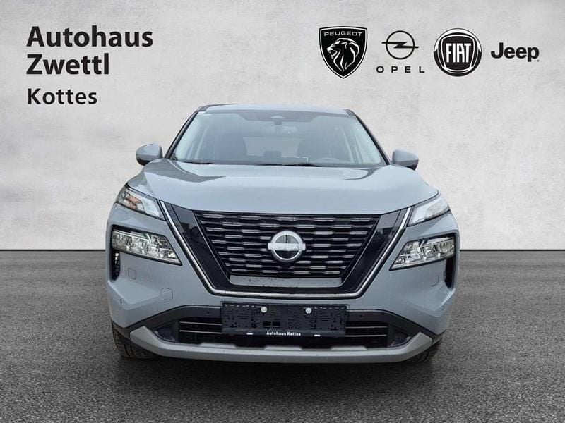 Gebraucht Nissan X-Trail Acenta 158 PS (116 kW) 2023 Grau SUV