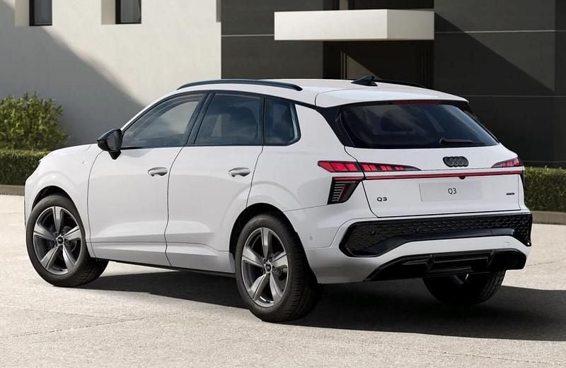 Neu Audi Q3 S-Line 204 PS (150 kW) 2025 Grün SUV