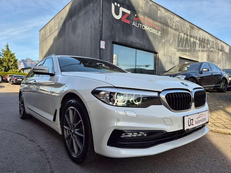 Weiß Gebraucht 2018 BMW 520 Sport Line Kombi | € 22.900 (Fairer Preis) - Bild 1/4