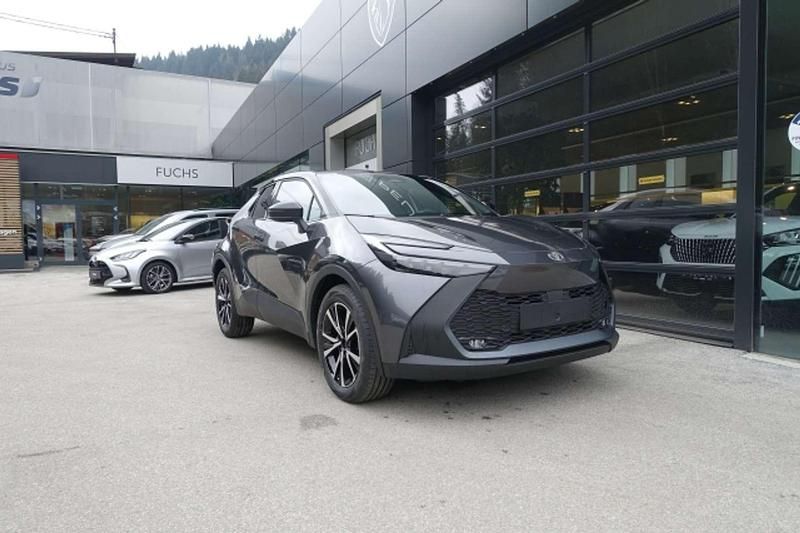 Neu Toyota C-HR Active 220 PS (161 kW) 2025 Grau SUV