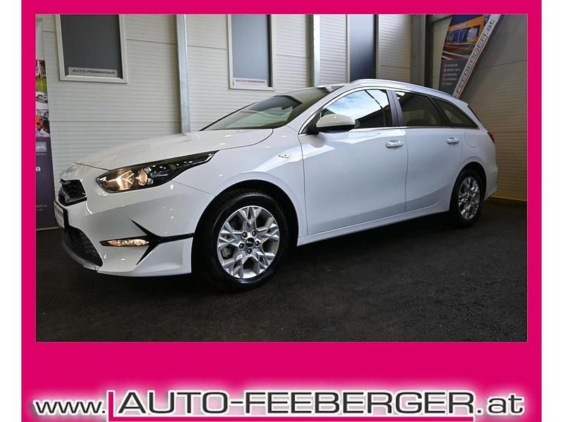 Gebraucht Kia Ceed Sportswagon Vision 136 PS (100 kW) 2024 Weiß Kombi