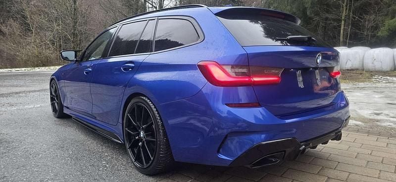 Gebraucht BMW 320 M Sport 190 PS (139 kW) 2021 Blau Kombi