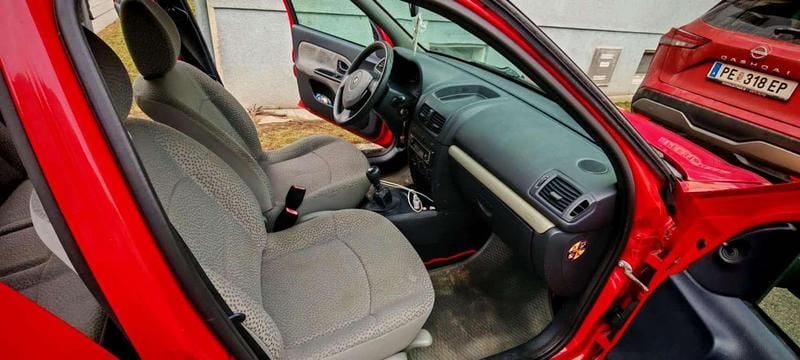 Gebraucht Renault Clio II 58 PS (42 kW) 2005 Limousine