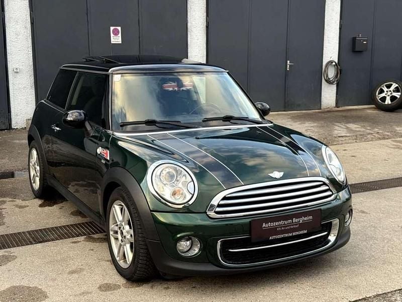 Grün Gebraucht 2011 Mini Cooper D Kleinwagen | € 5.990 - Bild 1/4